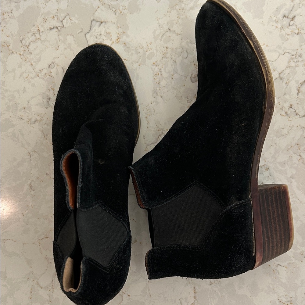 Lucky Brand Black Ankle Booties